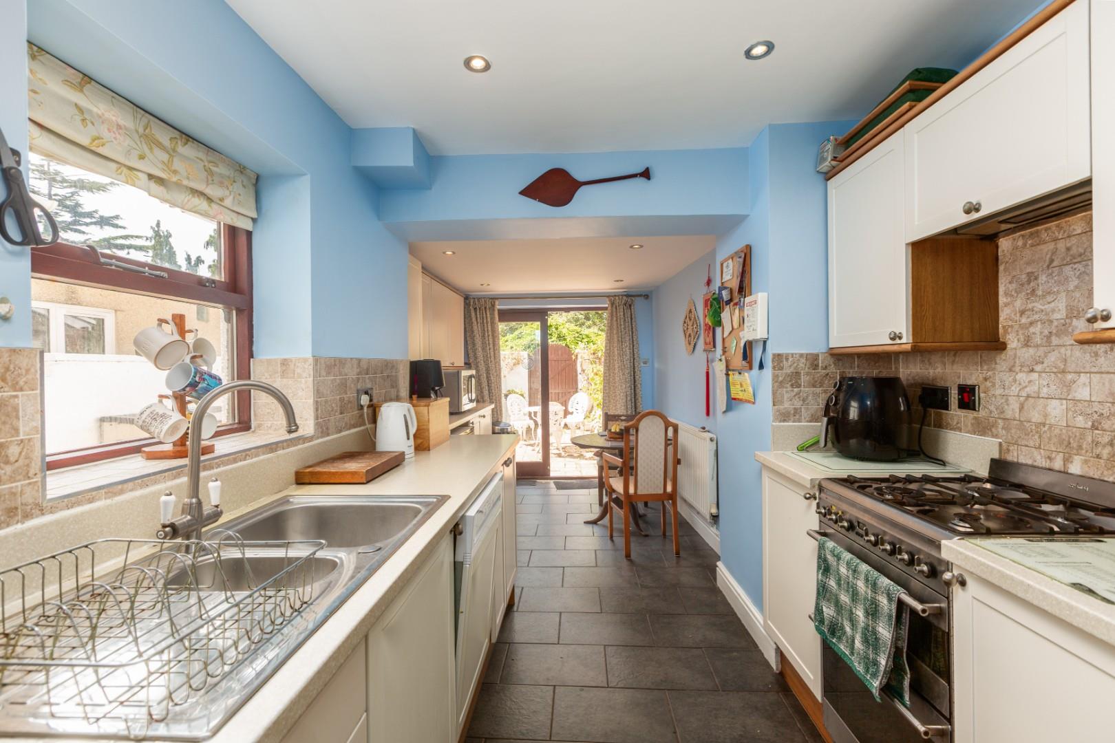 Devon Place, Mumbles, Swansea, SA3 4DR